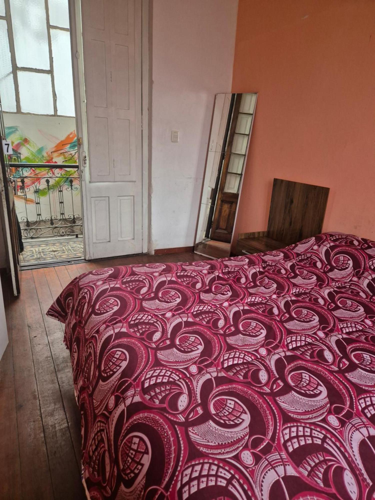 Montevideo Port Hostel Room photo